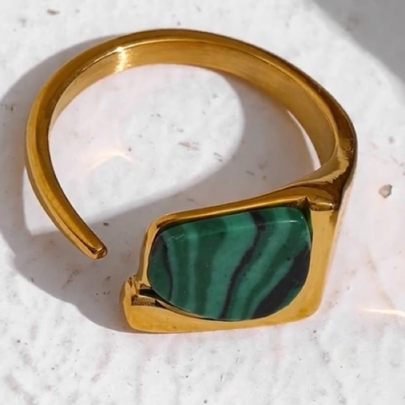 RETRO Geometric Stone Gold Plated Ring - Picture 11 of 13